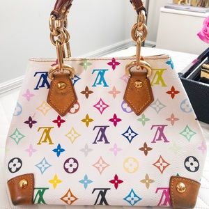 Authentic 100% LV purse